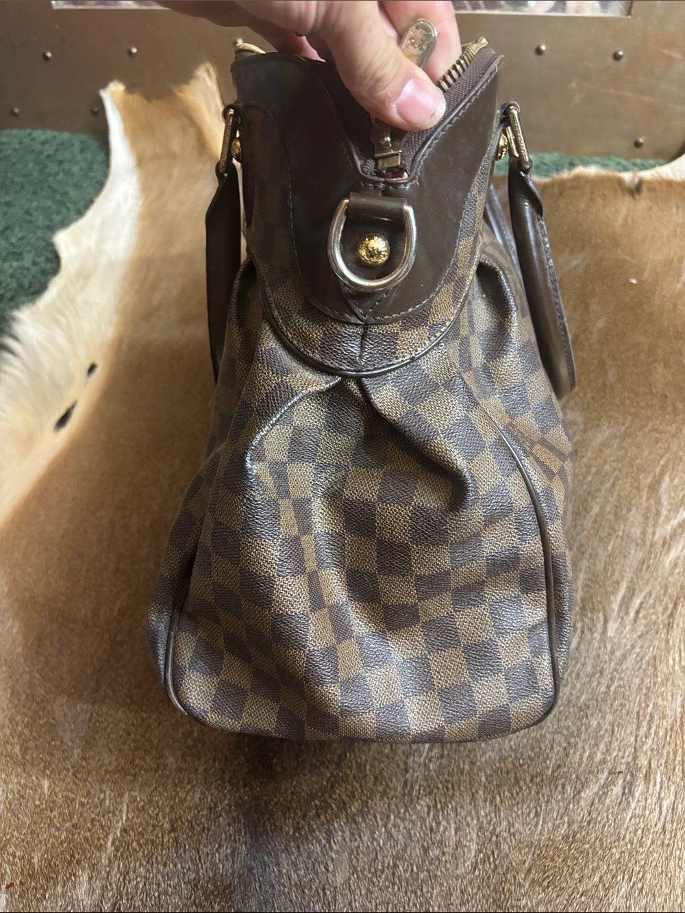 Large leather checkered gm sized bag - Picture 7 of 14